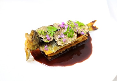 ラ・トゥーエルの写真