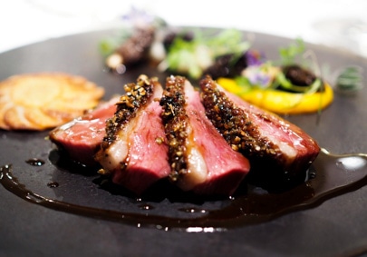 The photo of L'Odorante par Minoru Nakijin