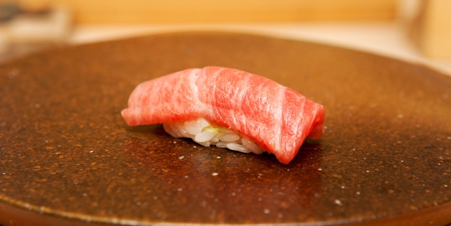 The second photo of Sushi no Yoshino