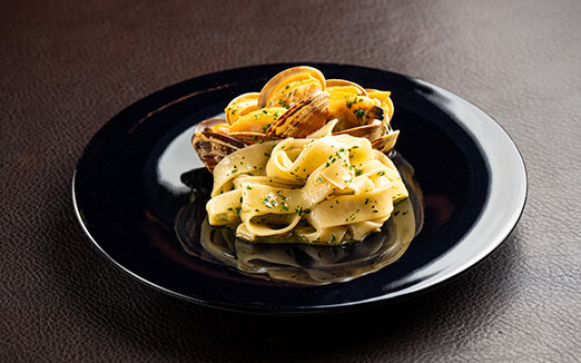 イル アオヤマの写真