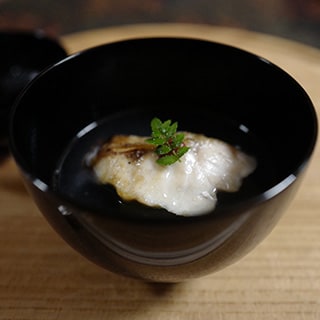 日本料理 新茶家