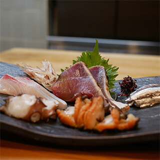 小魚料理 とみ助