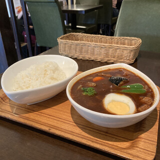 スープカレー屋 鴻 神田駿河台店