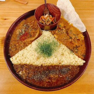 ノムソン カリー