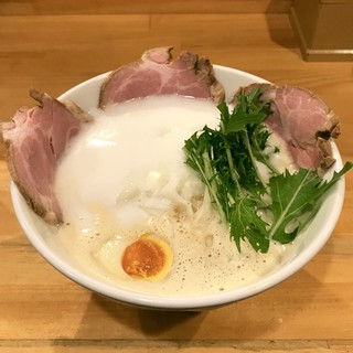 ふく流らーめん 轍 本町本店