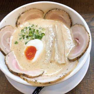 ラーメン家 みつ葉