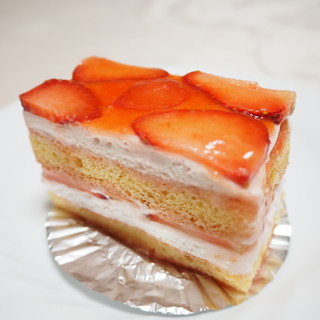 パティスリー イル・プルー・シュル・ラ・セーヌ