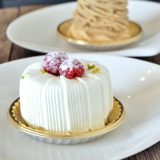 パティスリーエス