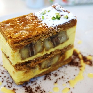 パティスリー モンプリュ 本店