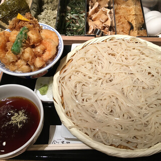 稲庭うどんとめし 金子半之助 コレド室町店