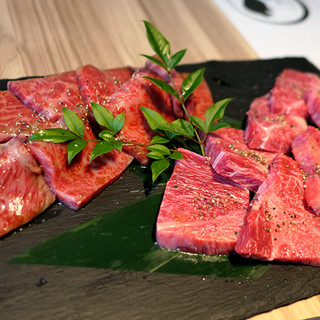 柳橋焼にく わにく