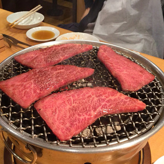 焼肉くにもと 本店