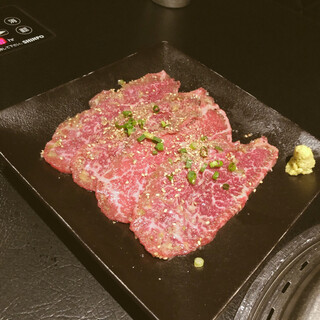 焼肉酒家 傳々 本店