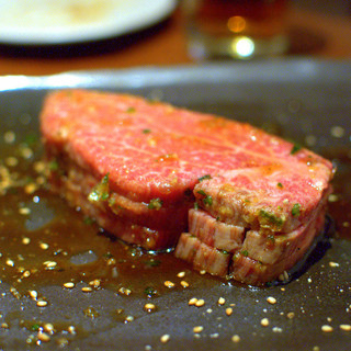 和牛焼肉KIM 白金本店