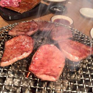 炭火焼肉 なかはら