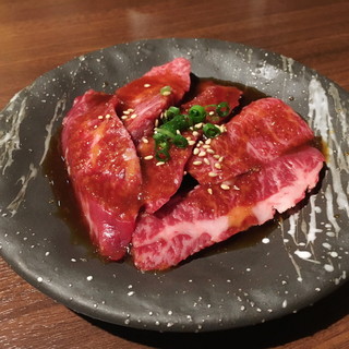 炭焼肉 石田屋。 本店