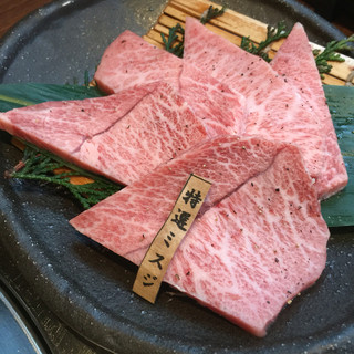 炭焼肉　石田屋。 Hanare