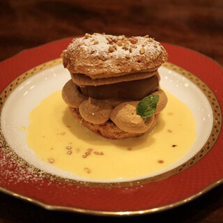 カフェ エメ・ヴィベール コレド室町