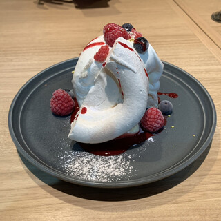 Paul Bassett 渋谷ヒカリエ ＳｈiｎＱｓ 東横のれん街店