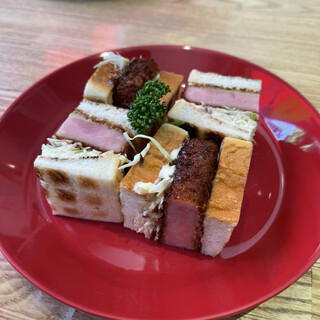 ペリカンカフェ