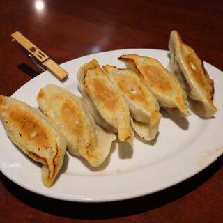 餃子のハルピン