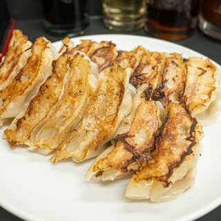 ぎょうざの店 ひょうたん 三宮店