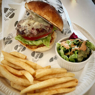 バーガーマニア 白金店