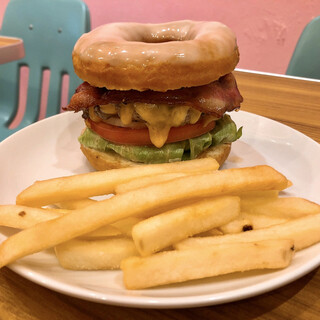 BURGER&MILKSHAKE CRANE