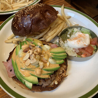 THE BURGER SHOP KIOI