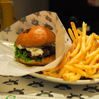 ショーグンバーガー 新宿店
