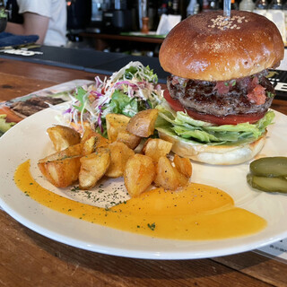 ザ・コーナー ハンバーガー＆サルーン