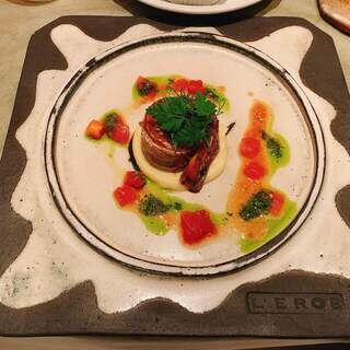 レロエ オヴェスト 三規庭