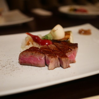 麻布十番 鉄板焼 楼漫亭