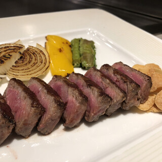 ステーキ＆ワイン シュバルージュ