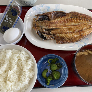 ヒモノ食堂 四日市食堂