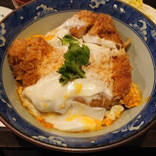 とんかつ やまいち