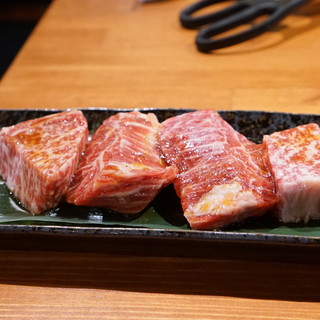 炭火焼肉ぐら 仙台朝市駅前店