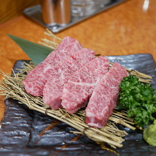 炭火焼肉 牛和鹿 本店