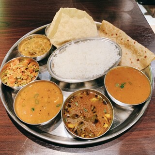 ミナミ キッチン