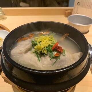 参鶏湯 人ル