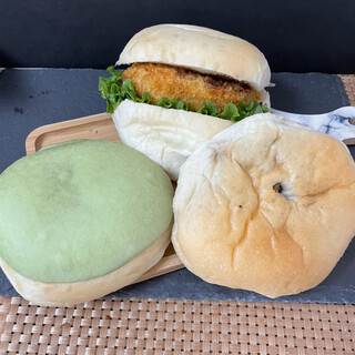 アサカベーカリー 本町店