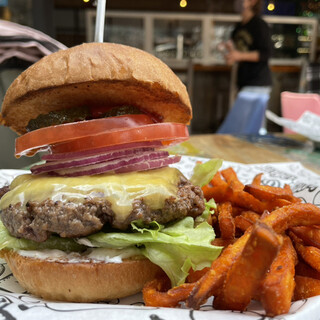 BAREBURGER 自由が丘店