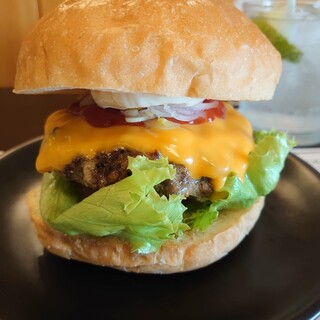 ダグズ・バーガー 宮古島本店