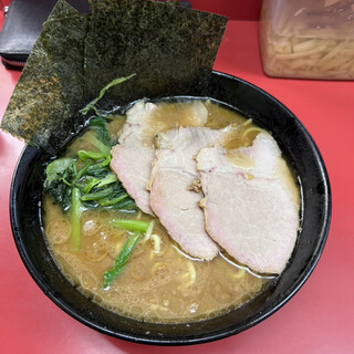 ラーメン 杉田家 本店