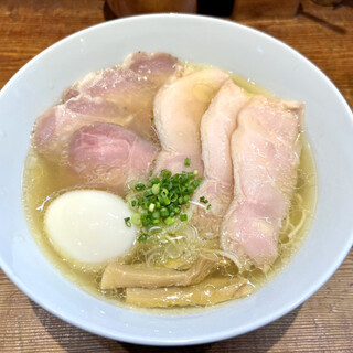 町田汁場 しおらーめん進化 本店