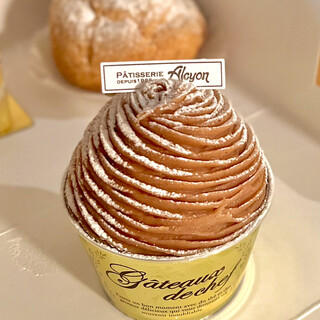 サロン・ド・テ・アルション 法善寺本店