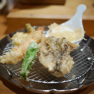 天ぷらめし 金子半之助  日本橋本店