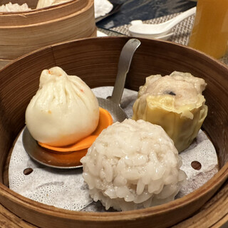 西亀有 ギャラリー