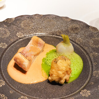 アジュール フォーティーファイブ