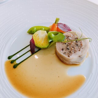 ドミニク・ブシェ トーキョー